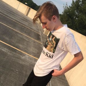 Meet your Posher, Zachary